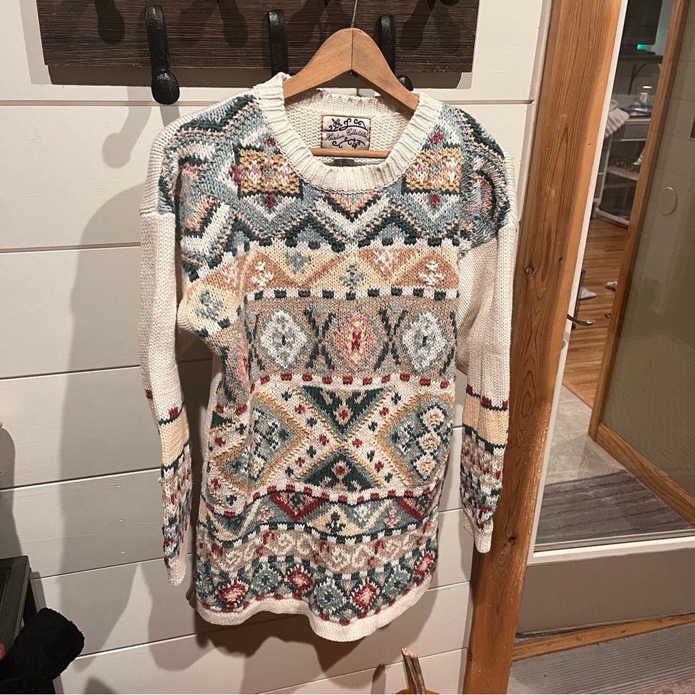 Vintage chunky knit patterned sweater by Heirloom Collectables